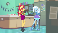 Trixie calling Sunset Shimmer a friend EGFF