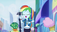 Rainbow Dash "a passion igniter" EGDS42