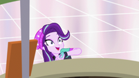 Starlight Glimmer makes a wish on the mirror EGS3