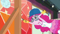 Pinkie Pie starts hammering nails CYOE8b