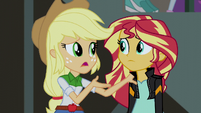 Applejack "you can go over and apologize" EG3