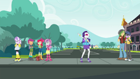 Rarity hailing a taxicab EGDS40