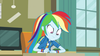 Rainbow Dash writes the answer down EGDS6