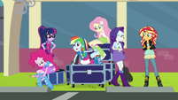 Rainbow Dash "the tour bus she promised us" SS13