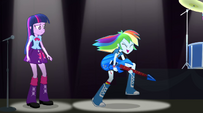 Rainbow Dash shreddin' EG2