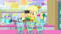 Applejack pouring milk in the blenders SS9