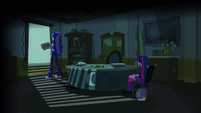 Twilight in vice-principal Luna's office EG