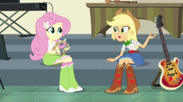 Applejack wonders about the transformation EG2