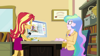 Sunset Shimmer enters Celestia's office EGDS37