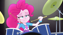 Pinkie Pie drumming uninterestedly EG2