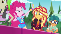 Sunset impatient; Pinkie takes a selfie EGSBP