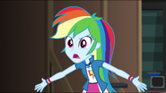 EG MF Poddenerwowana Rainbow Dash