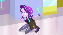 Starlight Glimmer notices the mirror do nothing EGS3