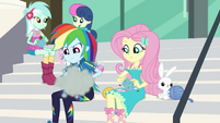 Rainbow Dash knitting at high speed EGDS4