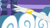 Rarity touching Fluttershy's hologram EGROF