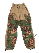 Frontal view of trousers