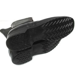 Direct sales moulded sole