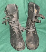 VDV strap boots 10.jpg (419 KB) Front view