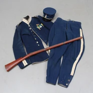 With practice rifle made of painted wood with metal parts and length 102.5 cm