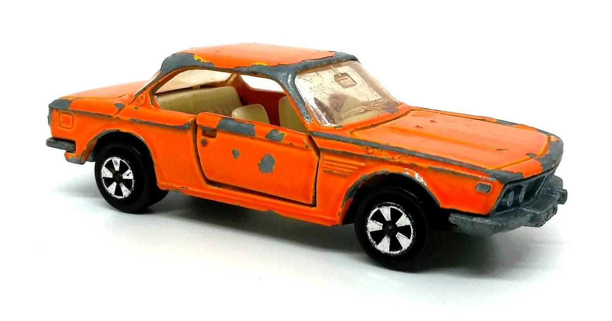 MAJORETTE BMW 3.0 CSI N° 235 Made in France 1/60 jaune voiture car