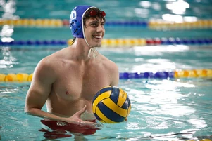 Blake en el episodio Fearlessness.