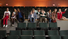Glee-feud6 (1).jpg