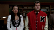 Glee-2x18-santana-karofsky-cap-15