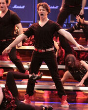 Jesse-St-James-Glee