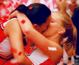 Tumblr m43h7fPdoV1qi50pdo1 500 large.gif
