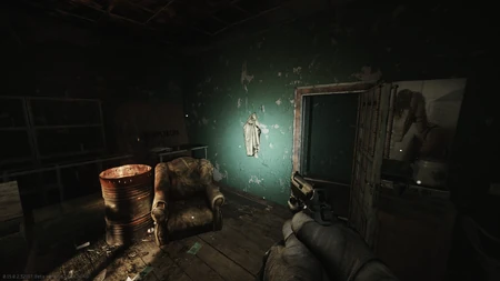 La veste sous laquelle la clé peut se trouver