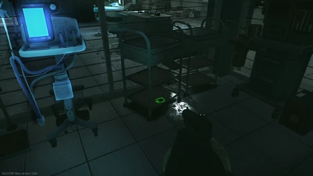 Étagère métallique de la zone de quarantaine