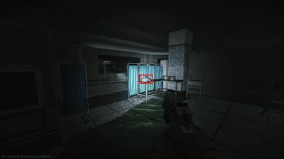 Контейнер расположен в металлической банке стоящей на столе посередине помещения МЧС на Развязке