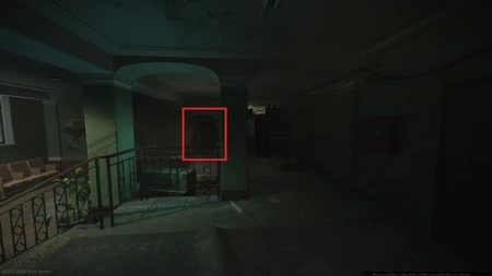 Chemin vers la cage d'escalier ouest 2