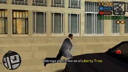 Toni roba el informe tras matar al informador.