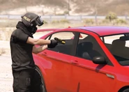 Pistola eléctrica GTA V.png (1,3 MB) Jugador online con la Pistola eléctrica.
