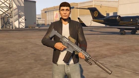 FusilPesado-GTAOe-JugadorOnline.png (1,91 MB) Un Jugador Online con el Fusil pesado.