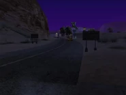 AutoviaLV6.jpg (63 kB) Carteles indicando que a la izquierda se encuentra "Aldea Malvada"