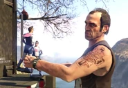 Trevor-0.jpg (116 kB) Trevor jugando con los muñecos de Furia Impotente en la misión Financiación Inicial.