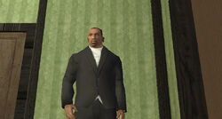 Carl Johnson en la oficina del .
