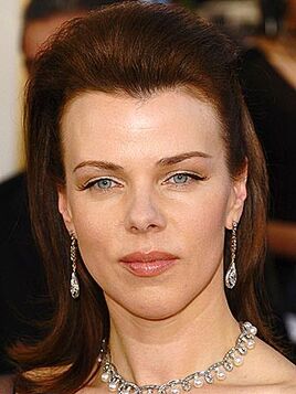 Debi Mazar