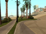 VeronaB6.jpg (124 kB) El otro lado de la playa.