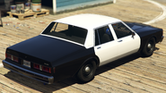 Un Impaler LX Cruiser visto de atrás.