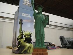 La Estatua de la Libertad en GTA IV sostiene el mayor aviso para Niko Bellic  de que no se acerque a Liberty City