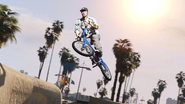 Imagen cinemática de la BMX en el Social Club de Rockstar Games 2019 (Modo online).