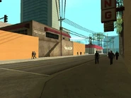 Redsands East 4.jpg (61 kB) Gimnasio Bajo el Cinto, uno de los gimnasios que posse el barrio.