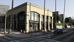 La tienda de Del Perro.