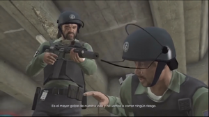 Trevor apuntando con una carabina a Casey.