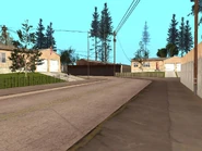 Casi llegando a los negocios.