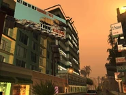 AutovíaLS20.jpg (212 kB) El cartel de True Grime parodia a True Crime.