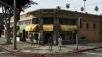 Surfries Diner Vespucci